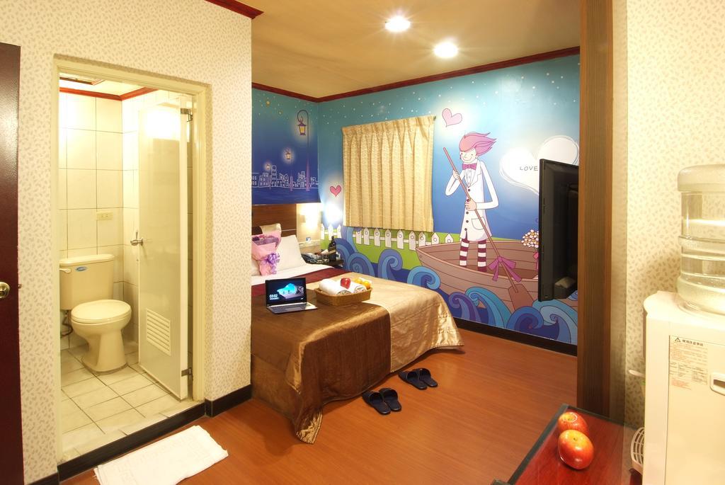 Golden Swallow Hotel Hsinchu stad Rum bild